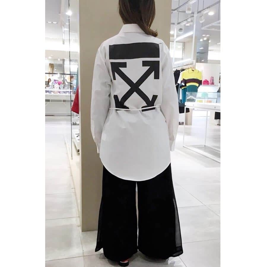 HANKYU.MODEさんのインスタグラム写真 - (HANKYU.MODEInstagram)「Off-White new arrived!! At 3F『D-LAB』 #Hankyu #HANKYUMODE #umedahankyu #阪急うめだ本店 #うめだ阪急 #阪急百貨店 #osaka #umeda #mode #dlab #offwhite #オフホワイト」4月1日 19時36分 - hankyumode