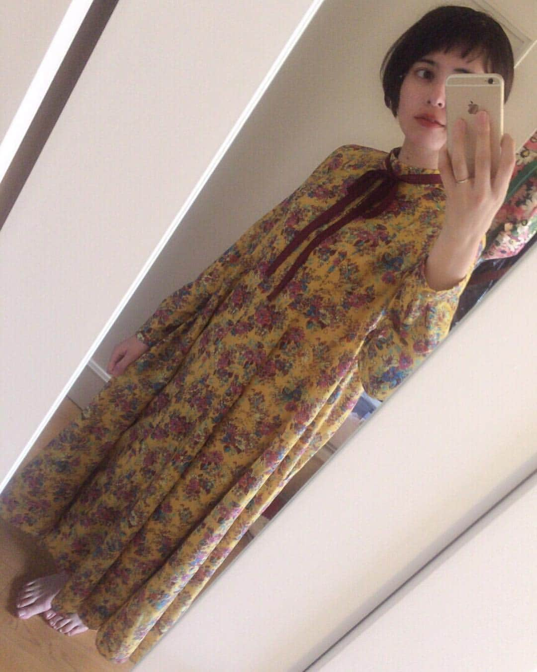 モハメッド・マリヤムさんのインスタグラム写真 - (モハメッド・マリヤムInstagram)「👗🌼 #lilybrown #dress #spring #springfashion #selfie #dressstyle #shorthair #shortbob #l4l #f4f #リリーブラウン #ワンピース #春物 #ショートヘア #小花 #自慢 #🌼 #🌷 #🥀」4月1日 19時49分 - mdc17miss_5