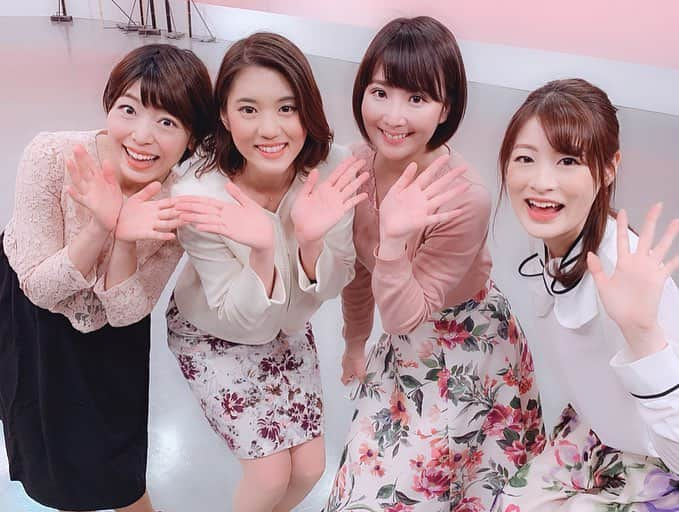 小宮山瑞季さんのインスタグラム写真 - (小宮山瑞季Instagram)「20190401 新入社員のみなさん。 ご入社おめでとうございます。 ・ そして長野放送は、今年開局50周年を迎えました。 ・ これも長野放送を応援し、番組を見てくださる皆様のおかげです。 いつもありがとうございます。 ・ 先日アナウンサー全員でＣＭ撮影をしました！みんな揃うことはなかなか無いので、貴重でした！ これからも長野放送をよろしくお願いいたします。 ・ #長野放送 #開局 #50周年 #アナウンサー #全員集合 #宮本利之 #大谷香奈絵 #小川功二 #松山航大 #坂本麻子 #重盛赳男 #汾陽美樹 #小宮山瑞季 #いつもありがとう #thankyou #anniversary #春 #全員集合 #歌 #song #tv #会社 #仕事 #半世紀 #平成 #昭和 #スーツ #新元号 #入社 #入社式 #令和」4月1日 19時46分 - komiyama_mizuki