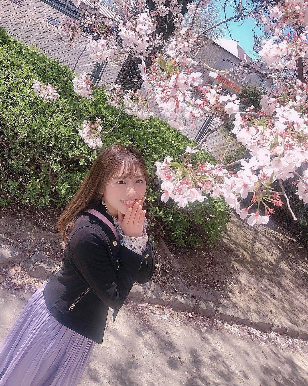 坂口理子さんのインスタグラム写真 - (坂口理子Instagram)「お花見🌸 いってきた☺️舞と🥺 #お花見 #舞鶴公園 #桜 #🌸」4月1日 20時03分 - ricopi__hkt48