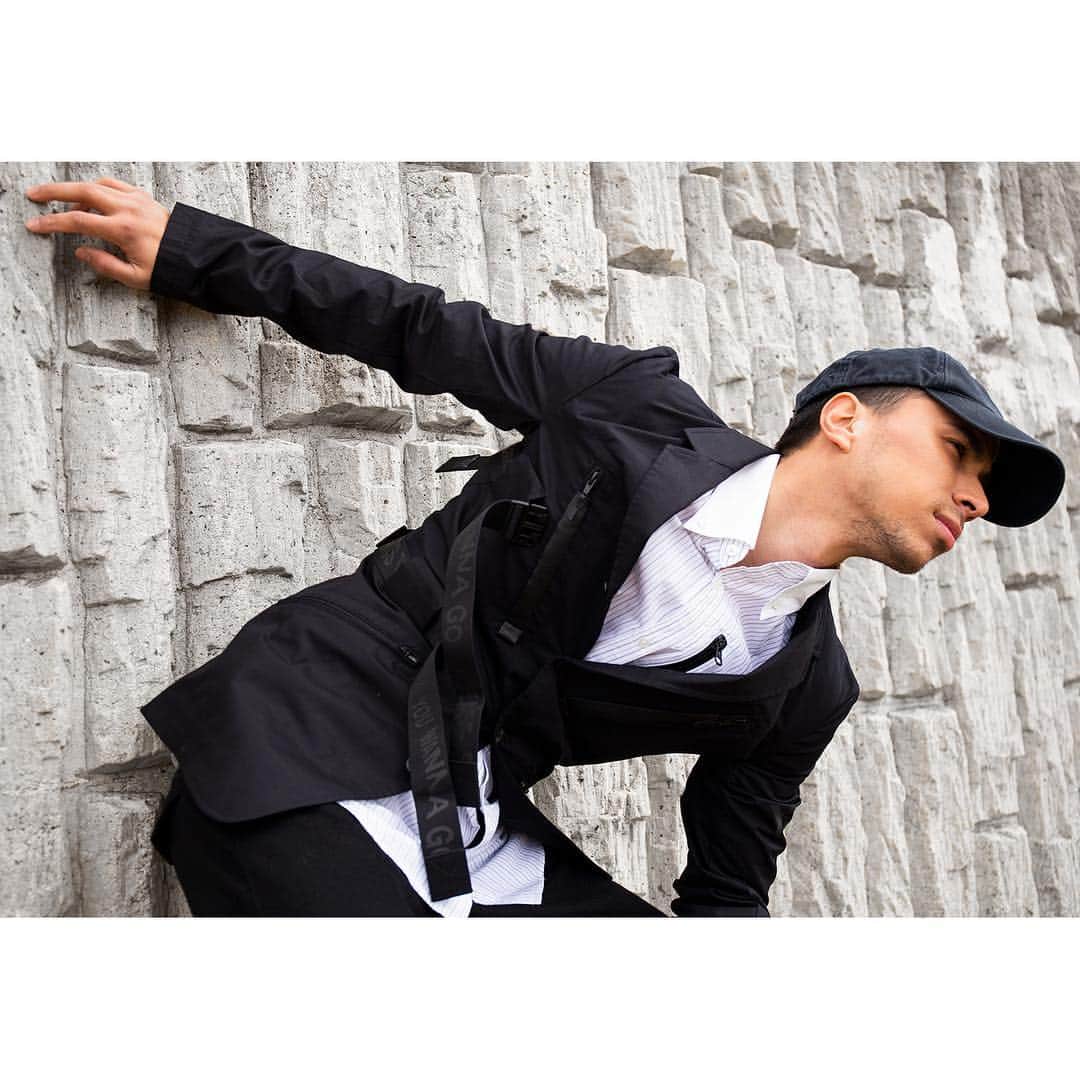 playfulさんのインスタグラム写真 - (playfulInstagram)「【オススメitem☝️】 〈新品！ワイスリーY-3 バンテージベルトジャケット 黒XS〉 (¥64,584→¥58,126) https://www.playful-dc.com/mobile/products/details58534.html  #followｍe #fashionista #playful#used#osaka#instapic#instafollow#instagood#instafashion#ootd#outfitlove #プレイフル #古着 #お洒落さんと繋がりたい #photoshop #着画 #ブランド#y3#ワイスリー #yohjiyamamoto#バンデージ#ヨウジヤマモト#yohjiyamamoto#春夏#古着屋さん」4月1日 20時42分 - playful_dc