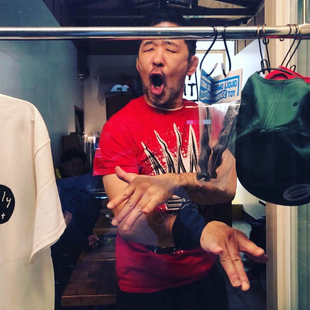 のインスタグラム：「. 4月7日、アリーナ立川立飛、QUINTET FN3! イヤァオ！@shinsukenakamura . #sakuraba #quintet #quintetfn3」