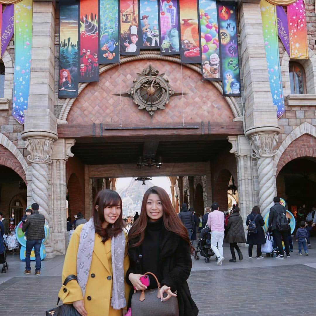 肥田佳菜子のインスタグラム：「りかとディズニー💕 久しぶりのシー🌊💕 #disneysea #ディズニーシー #disney #ディズニー #disneyresort #TDS #ピクサー #pixarplaytime #pixar #一眼 #一眼レフ」