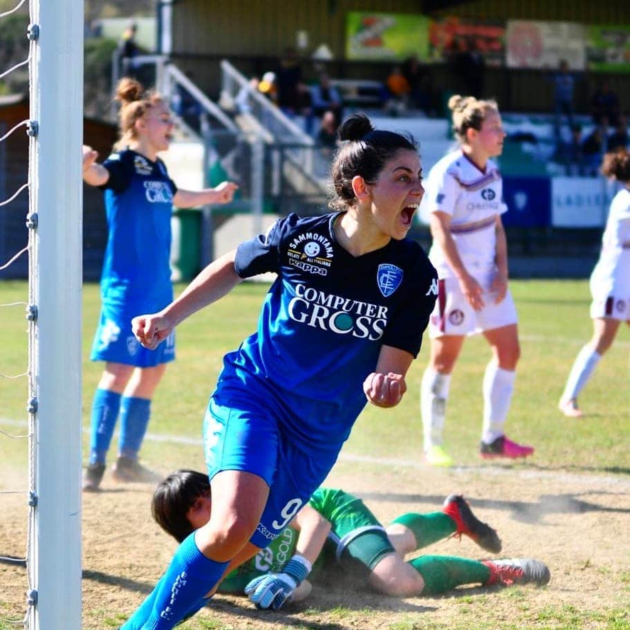 エンポリFCさんのインスタグラム写真 - (エンポリFCInstagram)「#MondayMotivation  #empolifc #empolifc1920 #efc #empolifcofficial  #instaefc #Instaempoli #Instaazzurri」4月1日 21時42分 - empoli_fc_official