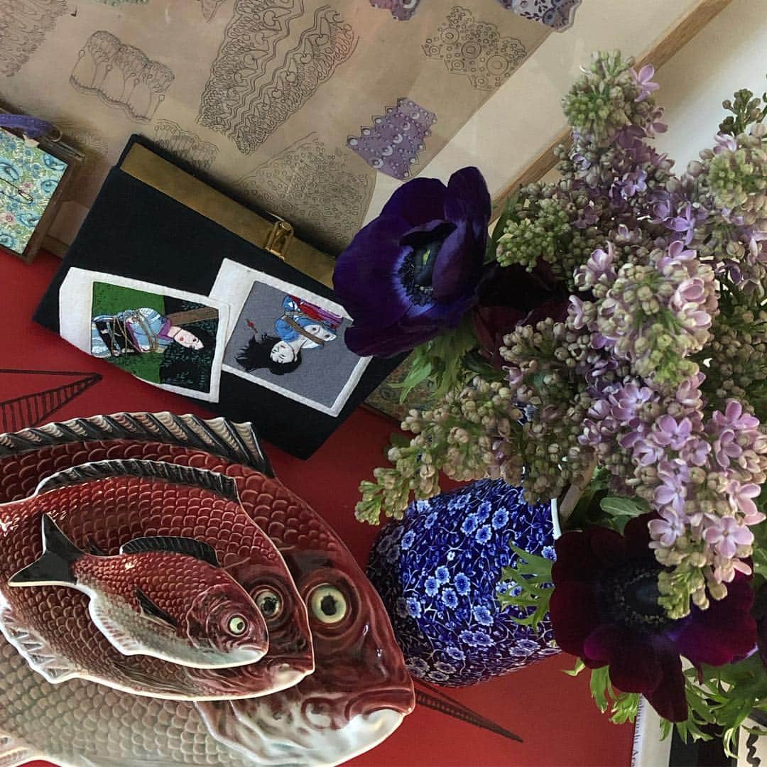 のインスタグラム：「Poisson d’Avril 🐟🐟🐟 #april1 #whenOLTwasOLT」