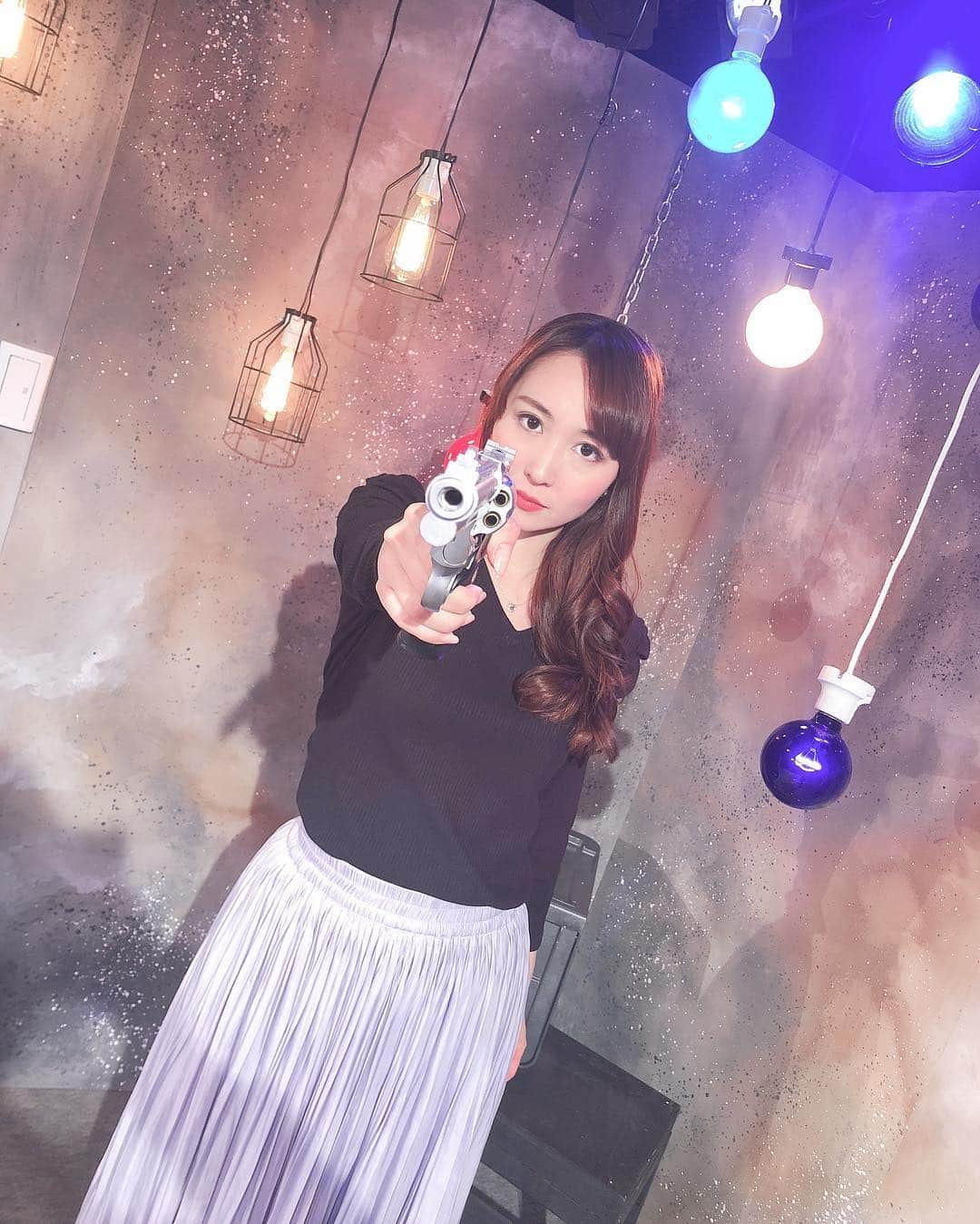 長久梨那さんのインスタグラム写真 - (長久梨那Instagram)「． 舞台 #LIGHT 無事全公演終わりました❣️ 観に来てくれた皆様、応援してくれた皆様本当にありがとうございました💕💕 全7公演✨ 人殺し過ぎてもうへろへろです💦💦 最近悪い役ばっかり。。 でも次はヒロインです💗 真っ当な✨笑 次の舞台『獄窓〜宛名なき手紙〜』もぜひよろしくお願いします❤️ 陽チームに出演します🎶 @中野ウエストエンド 18日(木)19時 20日(土)13時、18時 21日(日)16時 https://www.quartet-online.net/ticket/gokuso2?m=0lgfgad #舞台 #ライト #スパスク #終演 #役者 #女優 #次回 #獄窓 #ヒロイン #stage #japan #girl #actor #actress #instagood #instadaily #followme #❤️」4月1日 22時24分 - rinanagahisa