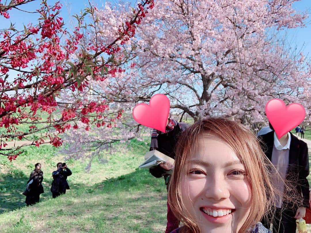 志村玲那さんのインスタグラム写真 - (志村玲那Instagram)「#モンハン部 #お花見たのしかったよー🌸 #いつもモンハン一緒に遊んでくれてるお友達だよー✨✨✨」4月1日 22時41分 - rena_shimura