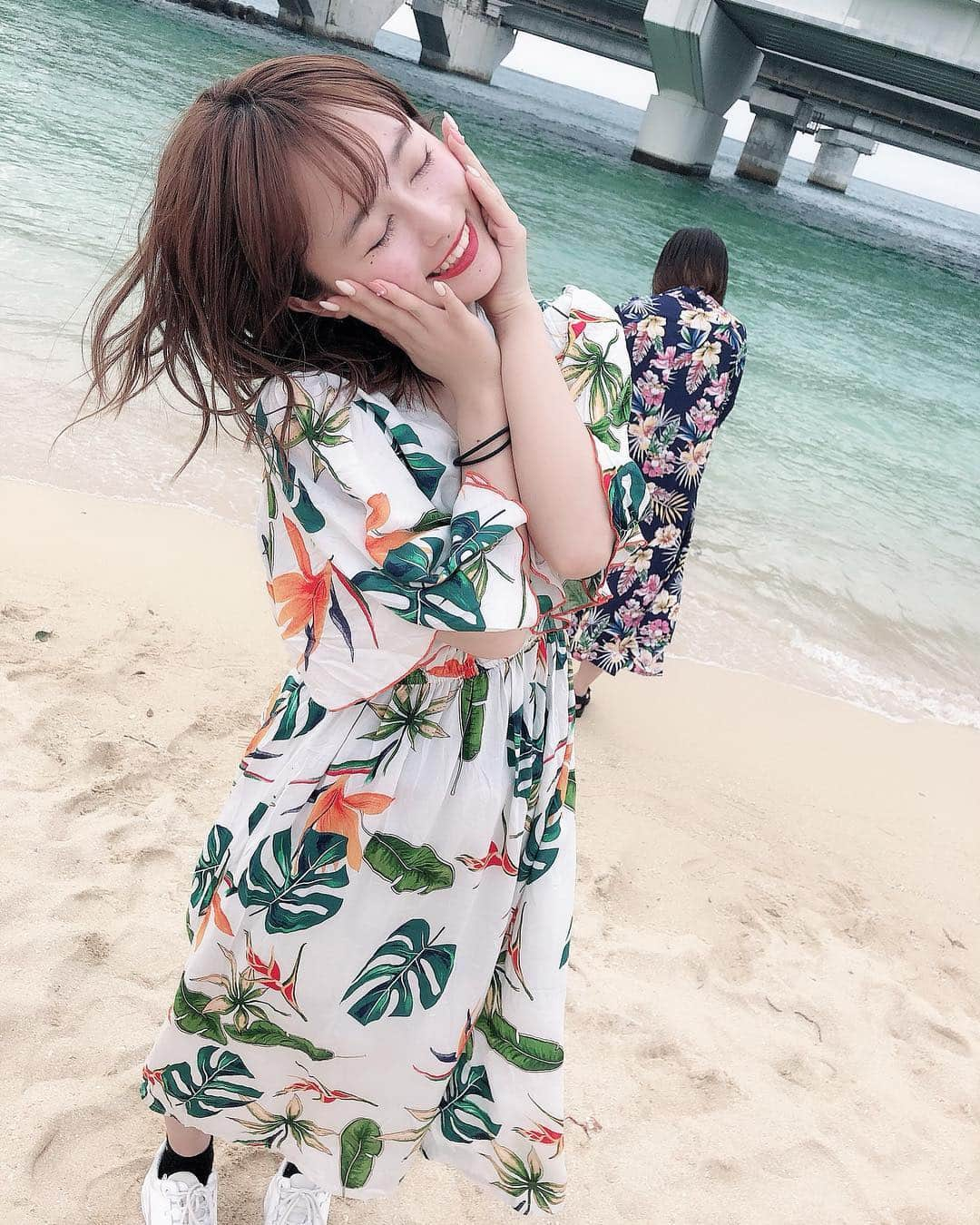 三浦菜々子さんのインスタグラム写真 - (三浦菜々子Instagram)「海で控えめにはしゃぐみうらななこ  #波の上ビーチ #はしもっちゃんかめら #最後に動画あるよ #沖縄の思い出」4月1日 22時48分 - miura_nanako