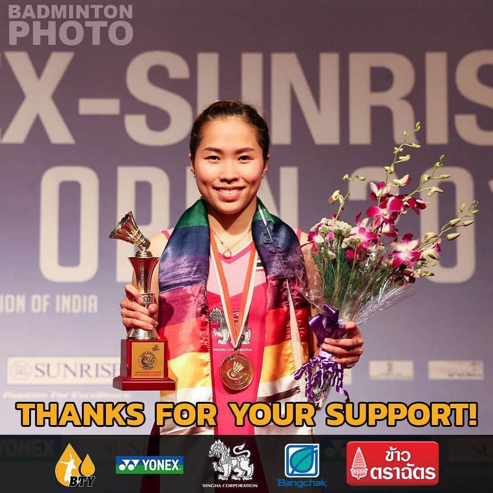 ラチャノック・インタノンのインスタグラム：「Thank to all my sponsors and my lovely fans... 😊🙏🏻 ขอขอบคุณผู้สนันสนุนที่เป็นอีกแรงผลักดันจนประสบความสำเร็จในวันนี้ #BanthongyordBadmintonSchool #Yonex #Singha #Bangchak #ข้าวตราฉัตร」