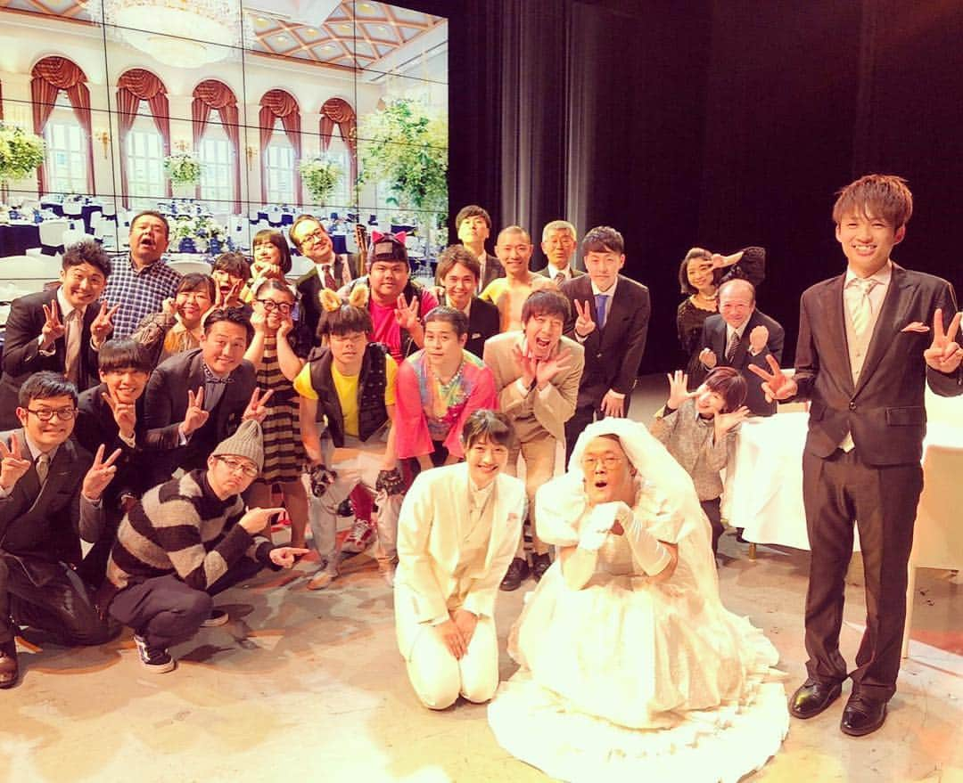 河井ゆずるさんのインスタグラム写真 - (河井ゆずるInstagram)「NGKでのエイプリルフール公演お越し頂きありがとうこざいました‼️ 変な嘘ついて本当すいませんでした🙇‍♂️ 出て頂いた皆さんにも感謝です‼️‼️ アキナと和牛とアインシュタインの3組が2班に分かれて旅をするDVDの発売も決まりましたので、そちらも是非お願いします😘✨」4月1日 23時02分 - kawaiyuzuru