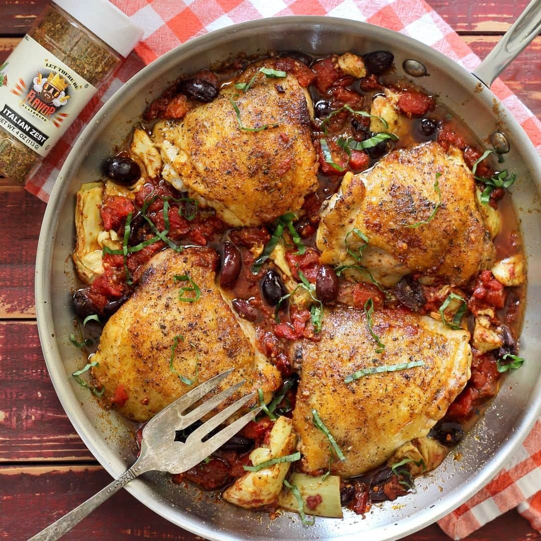 Flavorgod Seasoningsさんのインスタグラム写真 - (Flavorgod SeasoningsInstagram)「🥘SKILLET ROASTED BRUSCHETTA CHICKEN 🥘⁣ .⁣ Made with:⁣ 👉 #flavorgod Italian Zest ⁣ -⁣ On Sale here ⬇️⁣ Click the link in the bio -> @flavorgod⁣ www.flavorgod.com⁣ .⁣ >From paleo_newbie_recipes:⁣ .⁣ INGREDIENTS⁣ ⁣ 4 medium tomatoes, diced OR one 14 oz can diced tomatoes, drained⁣ 2 Tbsp olive oil⁣ 2 Tbsp balsamic vinegar⁣ 2 cloves of garlic, minced⁣ 1 Tbsp Flavor God ITALIAN ZEST⁣ 1 small jar (8 oz) artichokes, liquid drained⁣ 1/2 cup Kalamata olives, pitted and liquid drained⁣ 1 Tbsp ghee⁣ 1 1/2 lbs bone-in, skin-on chicken thighs⁣ Salt and pepper⁣ Garnish: fresh basil, chopped⁣ ⁣ ⁣ INSTRUCTIONS⁣ ⁣ Preheat oven to 350º F.⁣ --⁣ In a mixing bowl, combine olive oil, balsamic vinegar, garlic and Flavor God ITALIAN ZEST. Next add diced tomatoes, artichokes and olives. Stir to combine and set bruschetta mixture aside.⁣ --⁣ In an oven-proof skillet, heat ghee on stovetop over medium high heat. Season chicken with salt and pepper, and place thighs in hot skillet skin side down. Cook only that side about 5-7 minutes, or until golden. Turn thighs over so skin side is up and season each with a shake or two of Flavor God ITALIAN ZEST. ⁣ --⁣ Immediately pour the bruschetta mixture over the chicken. Transfer skillet to center rack of 350º F oven. Bake until chicken is cooked through, about 25-30 minutes.⁣ --⁣ Carefully remove hot skillet from oven. Garnish with basil and enjoy!」4月2日 10時00分 - flavorgod