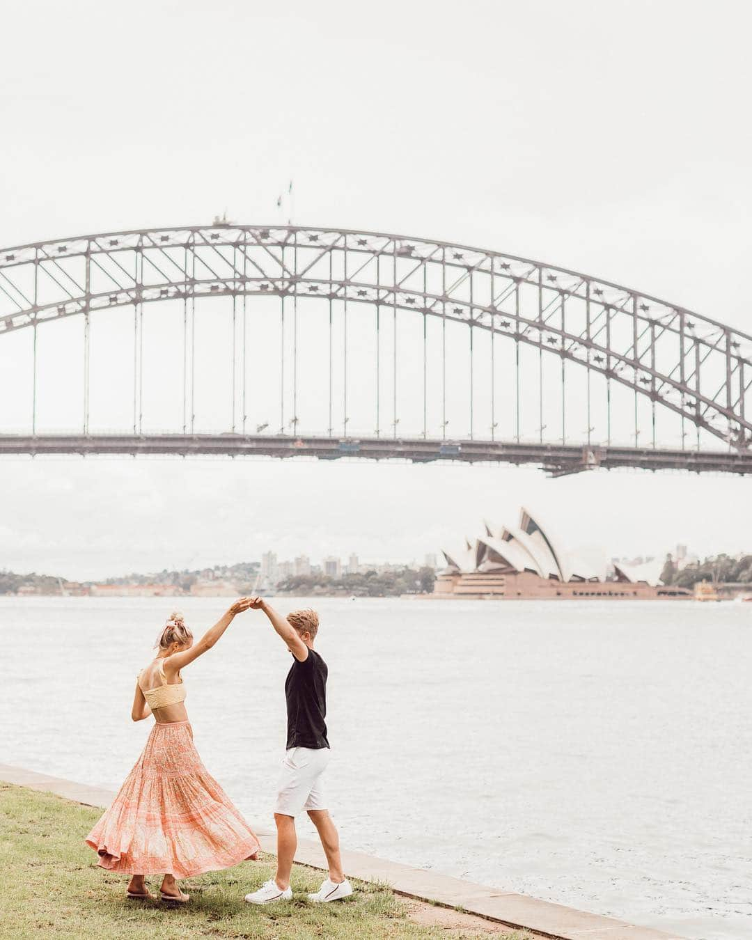 Aspyn Ovard Ferrisさんのインスタグラム写真 - (Aspyn Ovard FerrisInstagram)「Finally got a blog post up with all my Sydney pictures! Where is your dream vacation? Australia had been on our bucket list for soooooo long!」4月2日 9時57分 - aspynovard