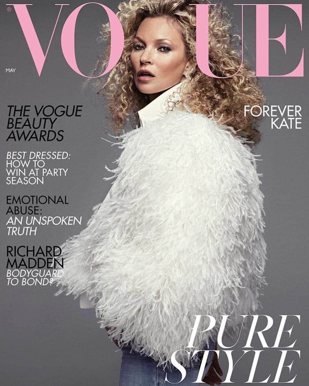 IMG Modelsさんのインスタグラム写真 - (IMG ModelsInstagram)「Forever Kate. ❤️ #KateMoss covers the May ‘19 edition of @britishvogue. #📷 (1) @jamie.hawkesworth (2) @inezandvinoodh (3) @mikaeljansson #👸🏼 #IMGstars」4月2日 9時53分 - imgmodels