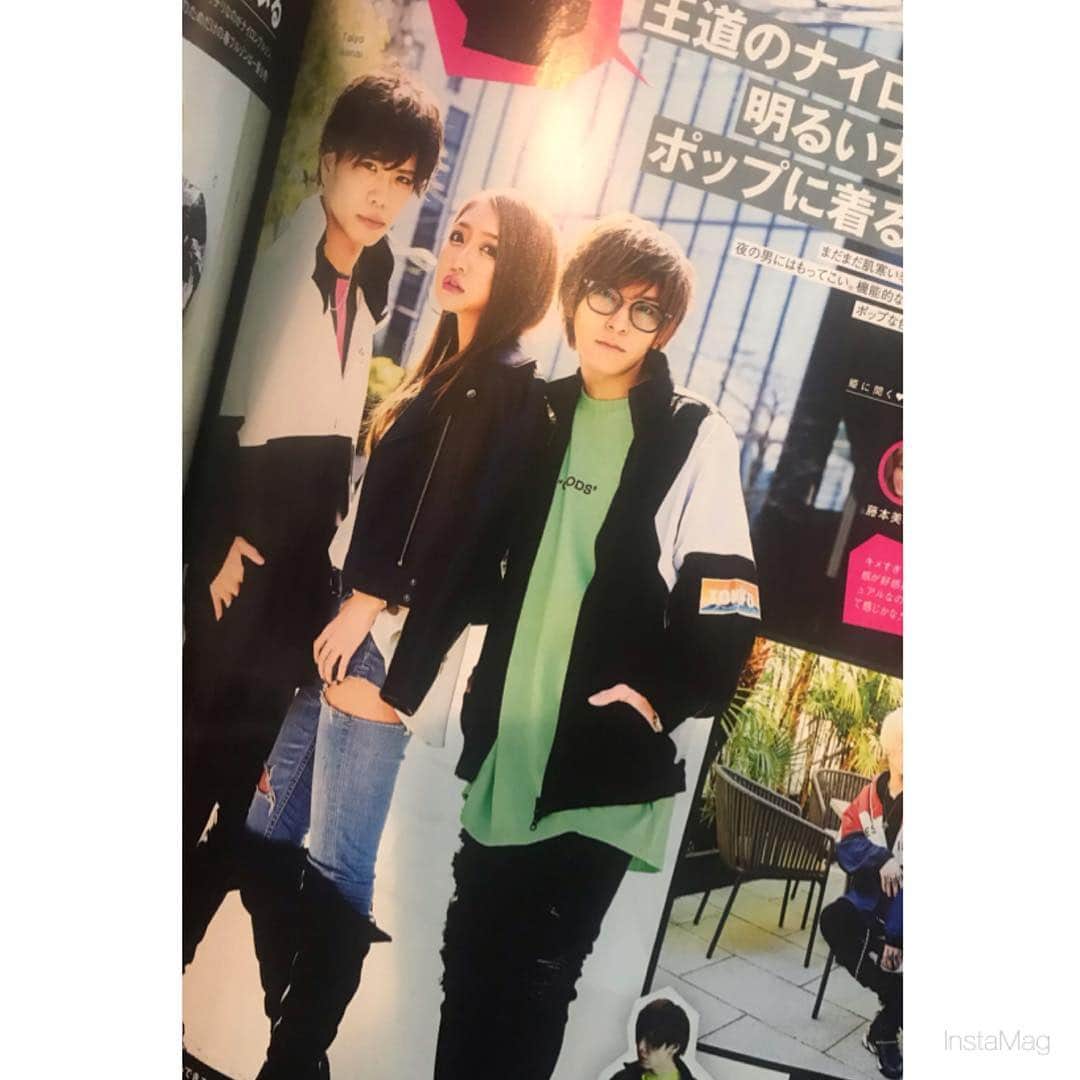 藤堂静華さんのインスタグラム写真 - (藤堂静華Instagram)「▶︎ MEN'S KNUCKLE💕 . 巻頭ページに藤堂いてます😘❤️ もう全国の書店、コンビニで発売されてるから 是非チェックしてみてね⭐️ . いつも撮影楽しい😂💓ありがとうございます💓 . #メンナク#メンズナックル#美神つかさ#HARLEM#ホスト#ARgirls#新宿#歌舞伎町#キャバクラ#JUNES#藤堂静華#gal#キャバ嬢#韓国#half#love#me #tbt #follow #like4like #l4l #tflers #instagood#cute #happy #fun #beautiful#followme#followplease」4月2日 9時53分 - shizuka___official