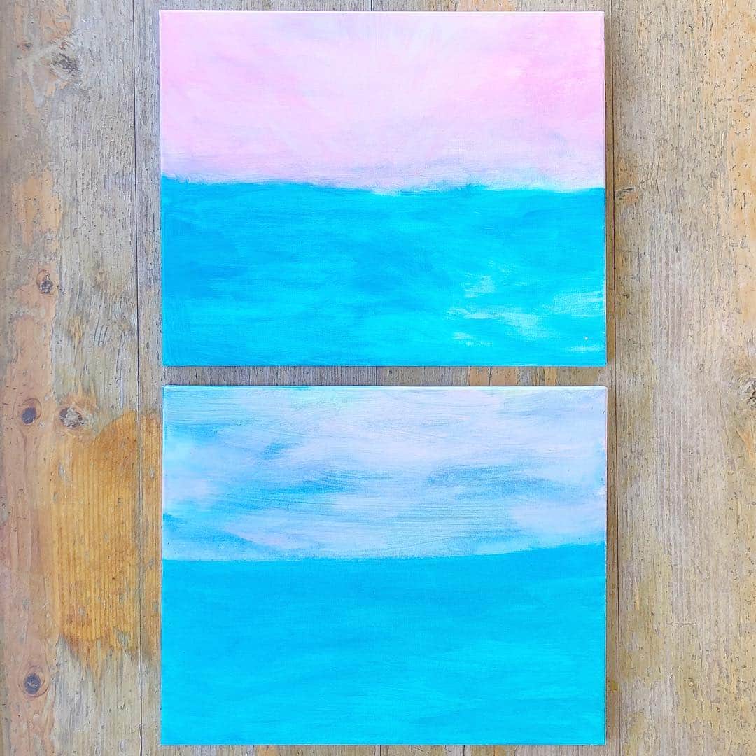 のインスタグラム：「Paintings of Ocean and Sky  海と空の絵たち。  #surf #ocean #island #beach #art #artwork #contemporaryart #seascape #canvas #artstudio #light #life #live #miyakoyamazaki #山崎美弥子 #絵画」