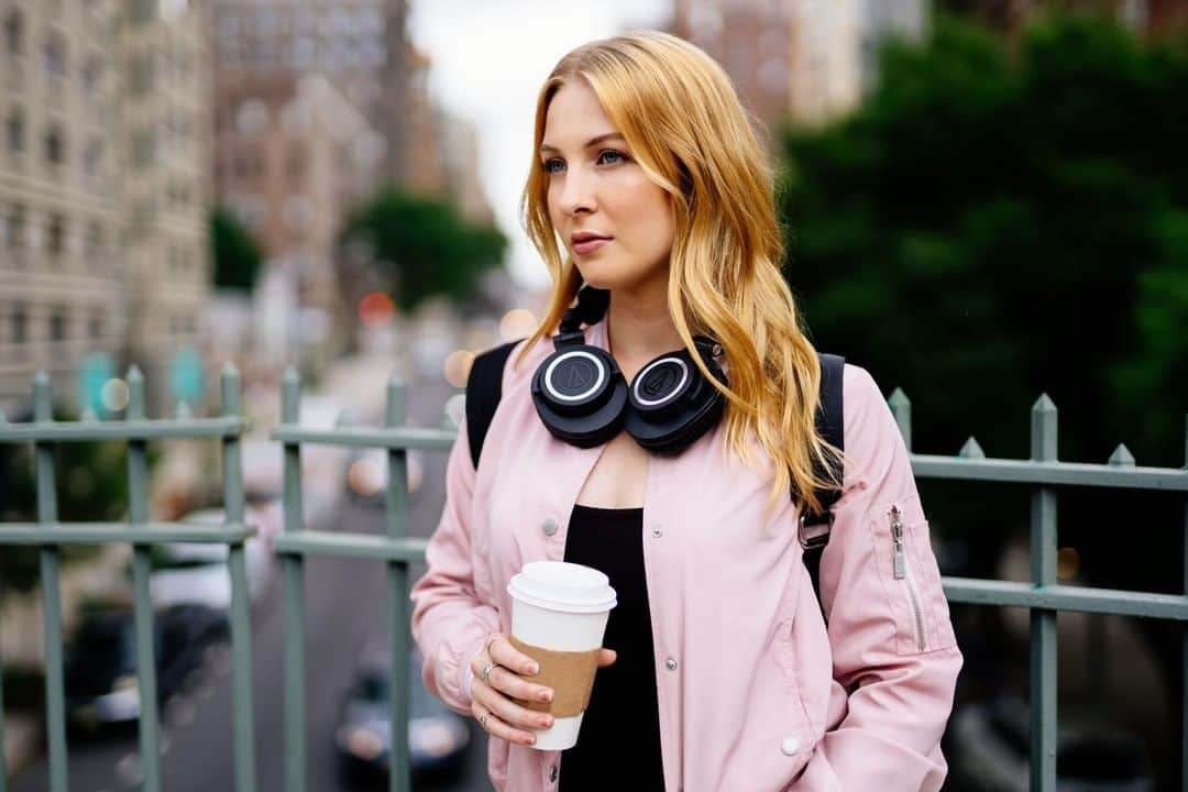 Audio-Technica USAさんのインスタグラム写真 - (Audio-Technica USAInstagram)「Monday mornings don’t have to be so hard. Grab your coffee and ATH-M50xBT wireless headphones, and let the music lift your mood. View the link in our bio to learn more! . . . #AudioTechnica #M50xBT #ATHM50xBT #MusicMonday #Music #Headphones #WirelessHeadphones #AudioGear」4月2日 1時03分 - audiotechnicausa