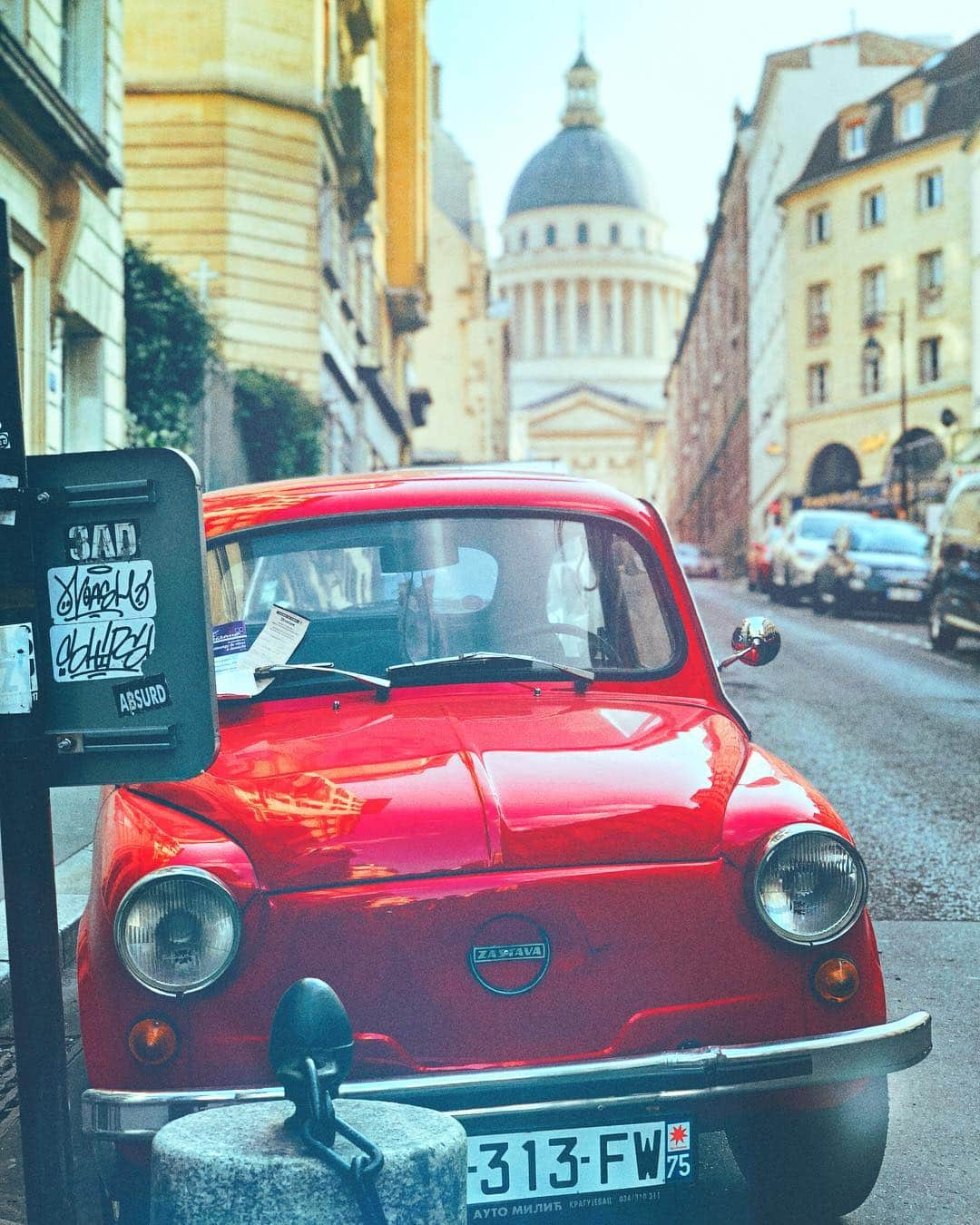 ラファエル・スバージさんのインスタグラム写真 - (ラファエル・スバージInstagram)「#streetphotography  #paris」4月2日 1時09分 - raphaelsbarge