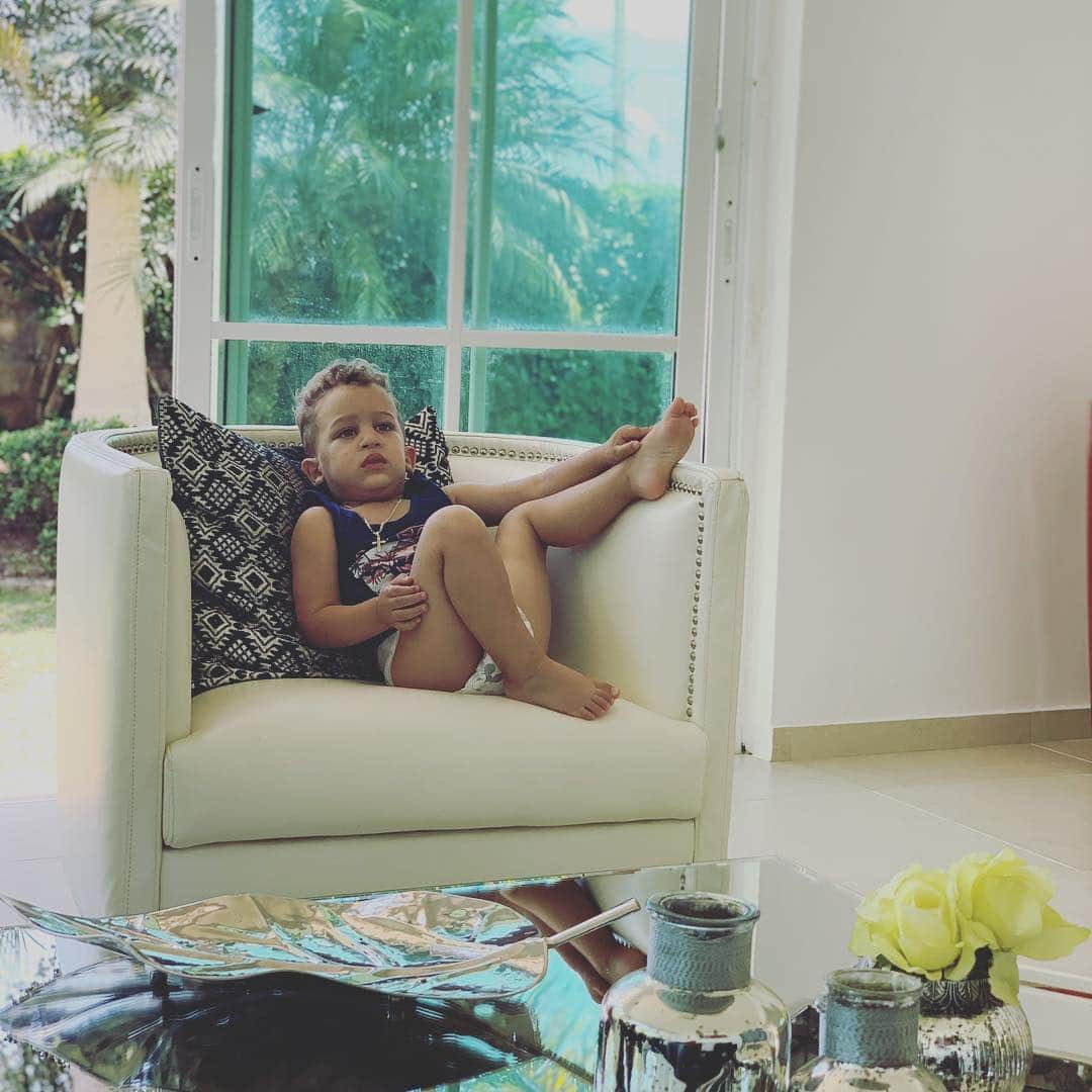 のインスタグラム：「😇」