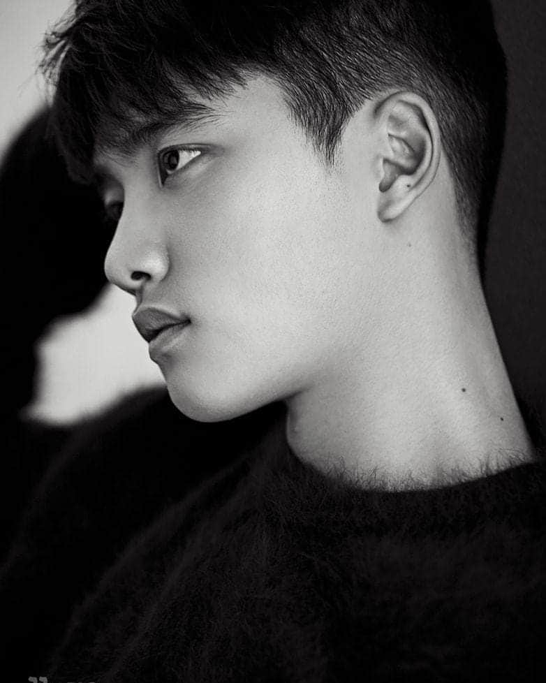 のインスタグラム：「DO (EXO)💙for Allure Korea December 2018. 📸by Kim Yeong Jun . . . . . #DoKyungSoo #도경수 #都暻秀#KyungSoo #Kpop #exodo #doexo#exokyungsoo #koreanboy#아지트샵 #추천멘토 #치위생사 #간호사 #직장인부업 #미용인 #미용 #연남동카페 #연남동맛집 #신혼여행 #신혼 #신혼부부 #おしゃれ #オシャレ #いいね返し #フォロー #韓国人 #韓国 #セルカ #自撮り #ファッション #フォロー」