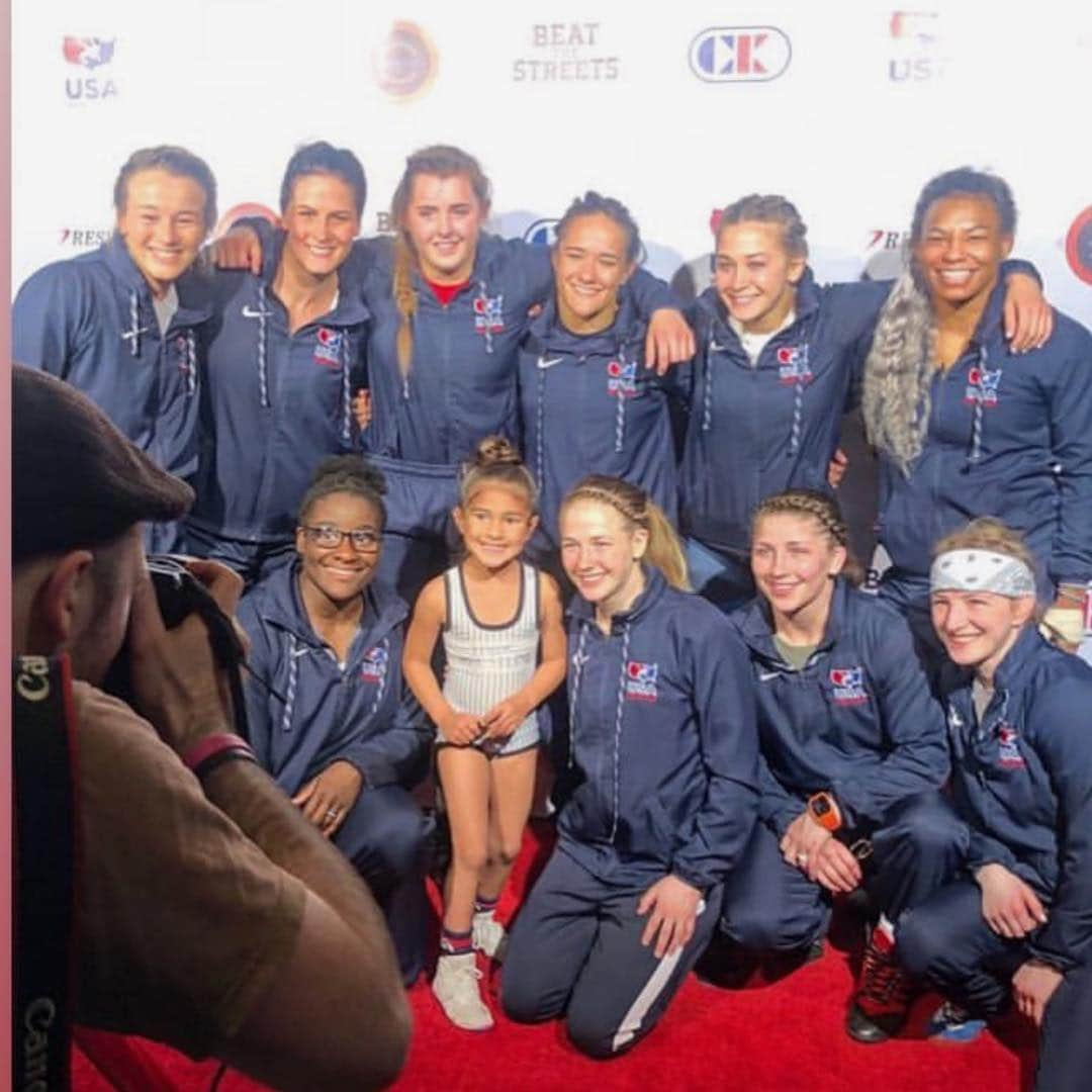 ヘレン・マロウリスさんのインスタグラム写真 - (ヘレン・マロウリスInstagram)「Team USA 🔥🔥🔥🤼‍♀️ anytime with these ladies is such a joy ❤️#teamusa #wrestling」4月2日 2時53分 - helen_maroulis