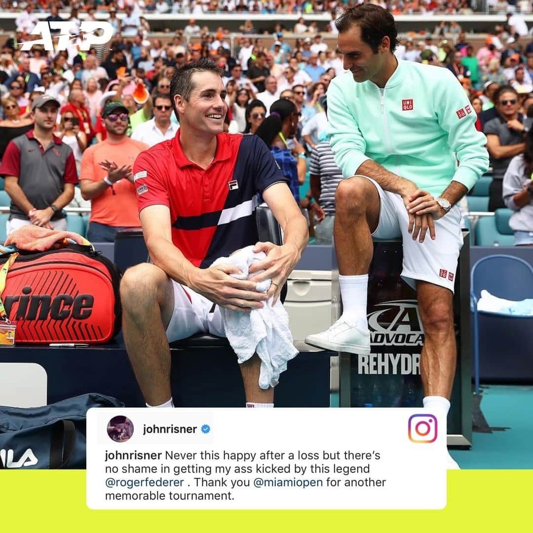 ATP World Tourさんのインスタグラム写真 - (ATP World TourInstagram)「From one @miamiopen champ to another 🤝 . 📸: @johnrisner || @miamiopen @rogerfederer #ATPTour #tennis #MiamiOpen #respect #Isner #Federer #quote #miamifinal」4月2日 3時58分 - atptour