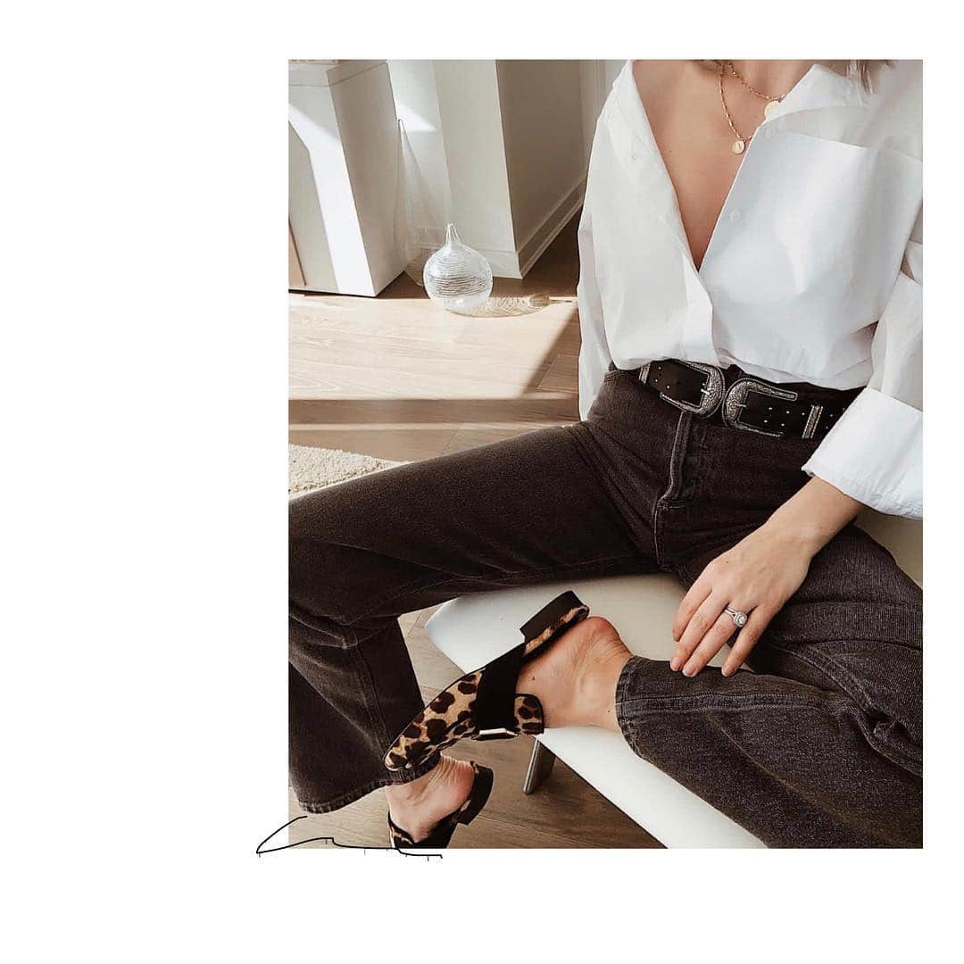 のインスタグラム：「🖤 Aurela @aurelafashionista in #dorotheeschumacher #prefall19 #sneakpeek #staytuned #blouses #pure #vancouver #mondays 🖤」
