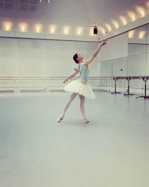 Ballet Is A WorldWide Languageのインスタグラム