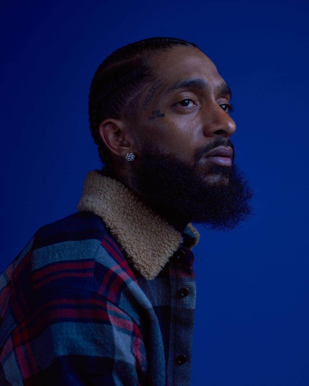 TIME Magazineさんのインスタグラム写真 - (TIME MagazineInstagram)「The Los Angeles community that #NipseyHussle sought to improve is now mourning his death, after he was fatally shot outside his Marathon Clothing store on March 31. The 33-year-old Eritrean-American rapper, whose real name was Ermias Asghedom, was known beyond his music for his advocacy work in the Crenshaw area. On Sunday, the city's police commissioner tweeted that he was due to meet with Hussle to "talk about ways he could help stop gang violence and help us help kids." News of his death ricocheted across the Internet, prompting an outpouring of anger and grief. Among @meekmill's messages on Instagram, he wrote: "things just can’t go back to normal after this." On Twitter, @johnlegend added: "He was so gifted, so proud of his home, so invested in his community." @ava tweeted: "I’ll remember him this way. Bright, genuine, forward thinking. I’ll remember the beauty that he saw in our community. And the beauty that he was." Photograph by Meron Menghistab (@meron_photo)」4月2日 7時12分 - time