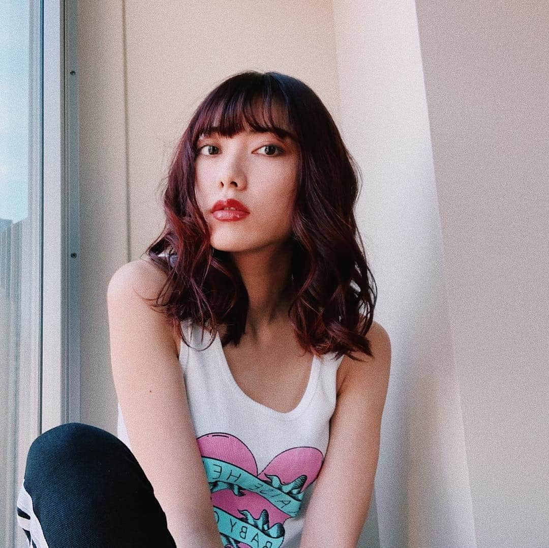 のインスタグラム：「. こちらは三寒四温というやつで暑かったり寒かったりしてるけどみんなは？ . How’s your day?」