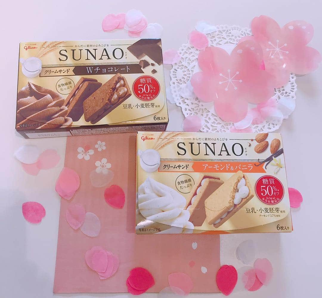 三浦泉さんのインスタグラム写真 - (三浦泉Instagram)「* 大好きな お菓子 glicoさんの🌸✨SUNAO✨🌸 クリームサンドのアーモンド＆バニラ、Ｗチョコレート が 4/2に新発売されます❣️ *  このクリームサンドは昨年の4月に参加したワークショップで 意見を出し合った思い入れのある商品です💕 *  今回も試食、意見交換、動画作成など たくさん楽しいイベントに 🎶😊 *  糖質50％オフでいて さくさくな生地に まろやかなクリームが 優しい気持ちにさせてくれました💕 *  とっても美味しいので皆様も是非 食べてみてくださいね (୨୧ᵕ̤ᴗᵕ̤) 💕🍰 * ❁.｡*｡.❀.｡*｡.❁.｡*｡.❀.｡*｡.❁.｡. ❁.｡*｡.❀.｡*｡.❁.｡*｡ #Glico_PR  #SUNAO  #SUNAOしよ！ #イベント #instapic ❁ .:*・❀・*:.❁ .:*・❀*:.❁ .:*・❀・*:.❁」4月2日 7時45分 - princessizu1201