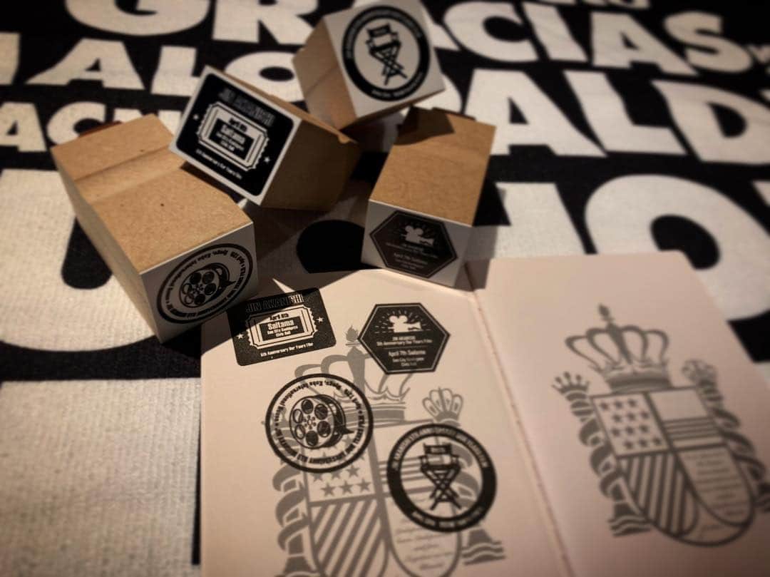 のインスタグラム：「「JIN AKANISHI 5th Anniversary Our Years Film」 UIJパスポート持ってる方はお忘れなく。 日替わり日付け入りデザインスタンプ  UIJパスポート欲しい人がまだたくさんいるみたいなので近いうちに再販も考えてます。  #UIJ #Passport #Film #パスポート #Documentary #Immigration #ドキュメンタリー #5Years #JINAKANISHI」