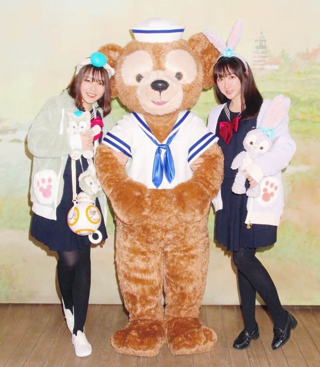 朝比奈南さんのインスタグラム写真 - (朝比奈南Instagram)「#disney #disneysea #ディズニー #ディズニーシー #ディズニーコーデ #ディズニーリゾート #東京ディズニーシー #tokyodisneysea #ステラルー #ステラルーコーデ #ジェラトーニ #ジェラトーニコーデ #双子コーデ #おそろい #おそろいコーデ #おそろいディズニー #制服 #制服ディズニー #セーラー #セーラー服 #イースター #スイーツ #ジェラート #ディズニーイースター」4月2日 18時49分 - minami_asahina