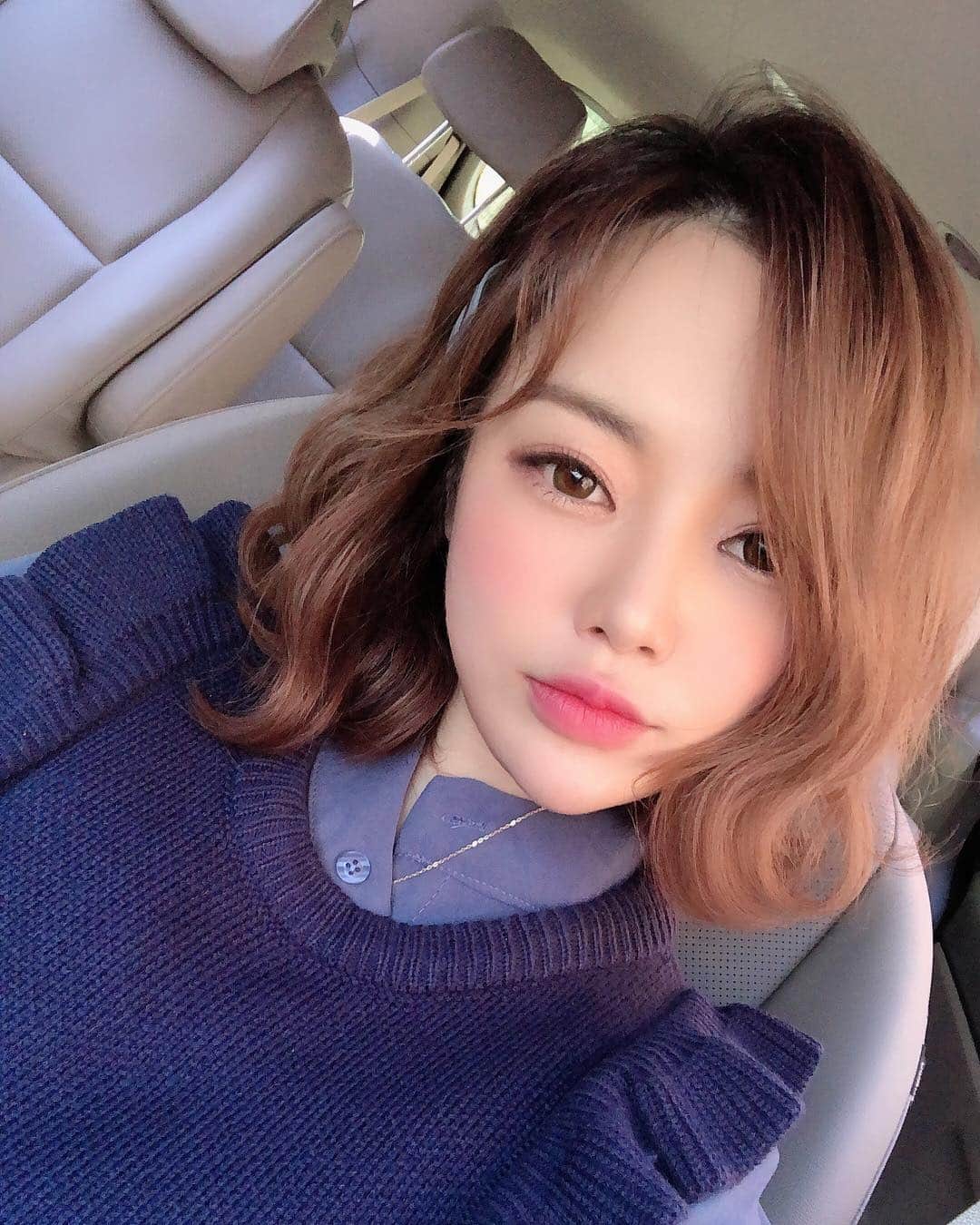 エリナさんのインスタグラム写真 - (エリナInstagram)「나 낼 일본 간다 🤩💕 明日から日本！嬉しい！ #makeup #selfie #instagood #instamakeup #instalike #me」4月2日 19時03分 - erina_hrn