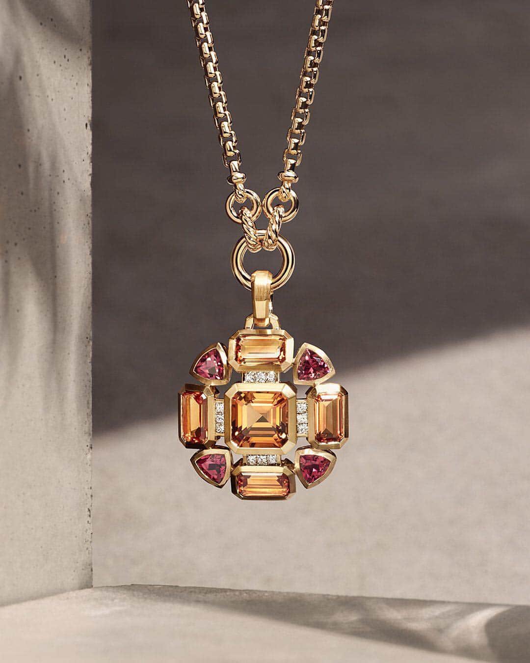 デビッドヤーマンのインスタグラム：「A kaleidoscope of color. • Citrines, pink tourmalines and diamonds capture the hues of a sunset in a new pendant from the Novella Collection. #Taptoshop the design. • #DavidYurman」