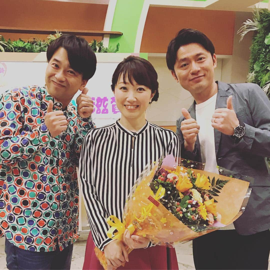 原田良也さんのインスタグラム写真 - (原田良也Instagram)「滋賀スタンダードその229  BBCびわ湖放送「キラりん滋賀」は今日からリニューアル！  3月まで一緒だった加藤夏海さんが卒業されて今日から新しいメンバーでお送りします！  時間も17:55からになりました！  #滋賀スタンダード #滋賀県 #キラりん滋賀 #加藤夏海 さん」4月2日 10時51分 - irasshassee