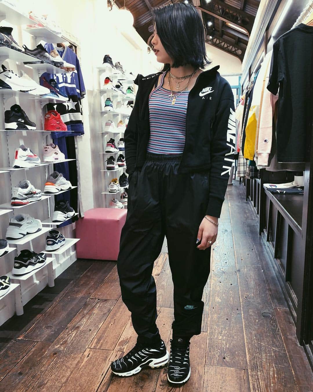 アトモスガールズ/atmos girlsさんのインスタグラム写真 - (アトモスガールズ/atmos girlsInstagram)「. atmos pink official staff HAZUKI styling♡ 【NOW ON SALE】 NIKE AIR MAX PLUS 852630-038 ¥15,000-(+tax) . #atmos#atmostokyo#atmospink#nike #airmaxplus#ナイキ#アトモス#アトモスピンク」4月2日 10時53分 - atmos_pink_official