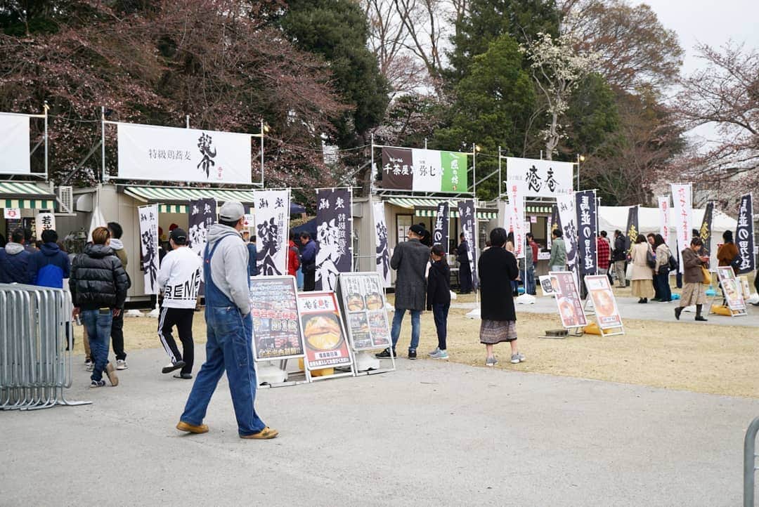 石関友梨さんのインスタグラム写真 - (石関友梨Instagram)「先週、小山の最強ラーメン祭に行って来たよ！ #若武者 #龍介 #千茶屋 #弥七 #照の坊 #癒庵 #神豚 #宮本 #焔 #栃木グルメ 栃木ラーメン #小山ランチ」4月2日 10時53分 - yurimorico