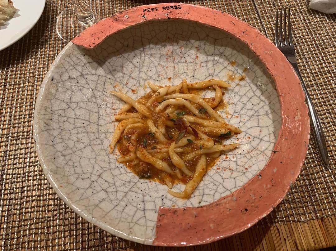 野澤美仁さんのインスタグラム写真 - (野澤美仁Instagram)「いつもの3人🌸こだわりの食器とパスタを選べるのが楽しかったです！#lunch#art#italian #pasta#spaghetti #ランチ#パスタ#friends#トリオ#イタリアン#yummy#美味しい#食べ歩き#ペペロッソ」4月2日 11時44分 - misatonozawa0625