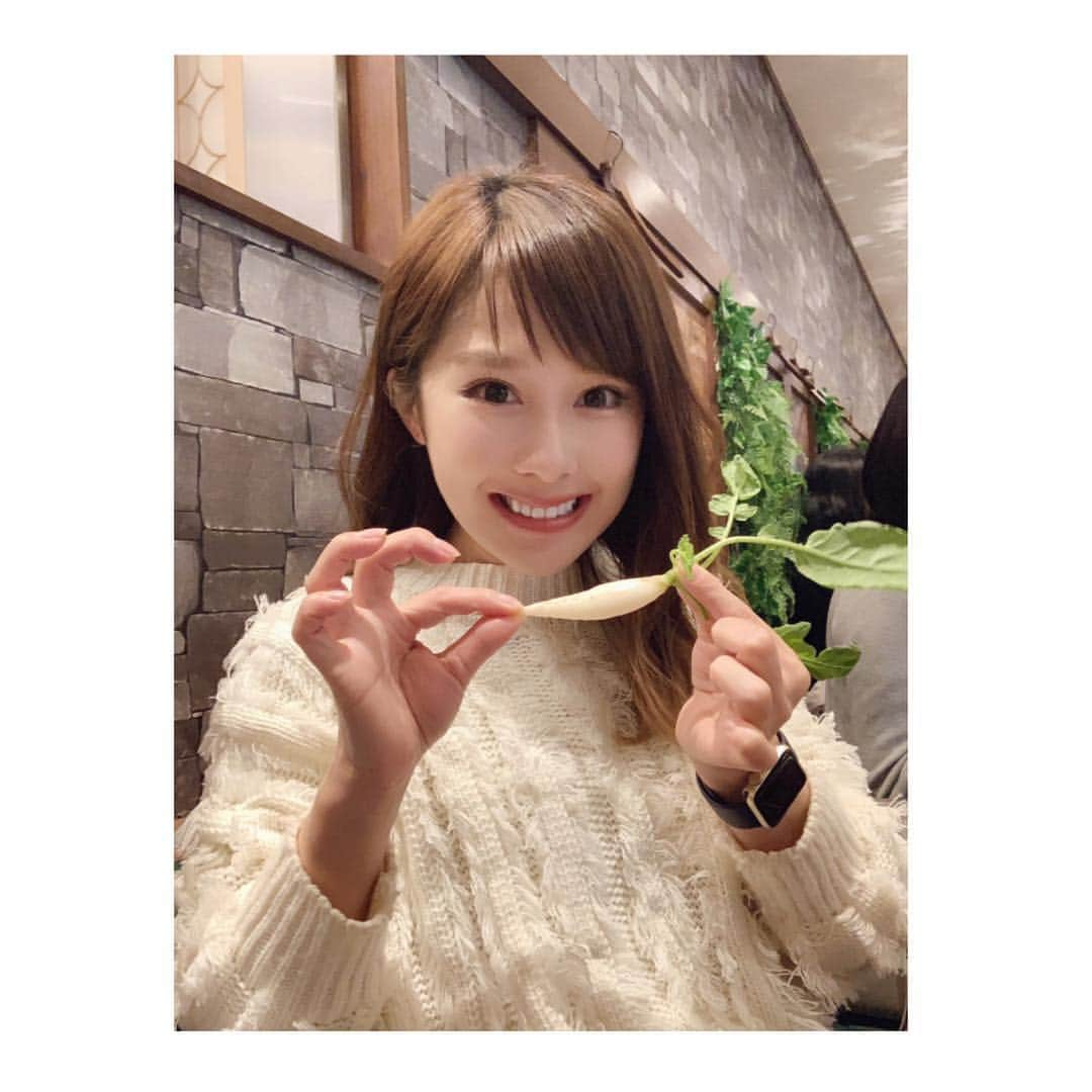 峰麻美さんのインスタグラム写真 - (峰麻美Instagram)「肉より魚より野菜が好きです🍅  野菜専門のごはんやさん、近所にできないかな〜〜〜 #やさいの王様  #大根 #小根 #一番好きな野菜は #アスパラガス #玉ねぎもいい #ブロッコリーもいい #ピーマンも大好き #ていうか #嫌いな野菜ない #だがしかし #パクチー #あいつはだめだ」4月2日 11時52分 - asaaaaami.0702