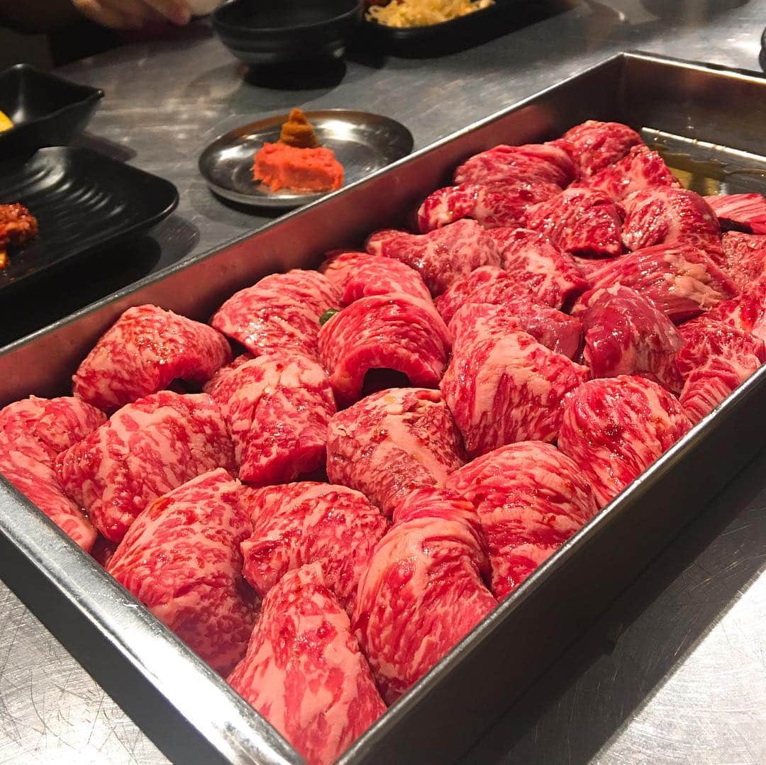 金巻ともこのグルメインスタ