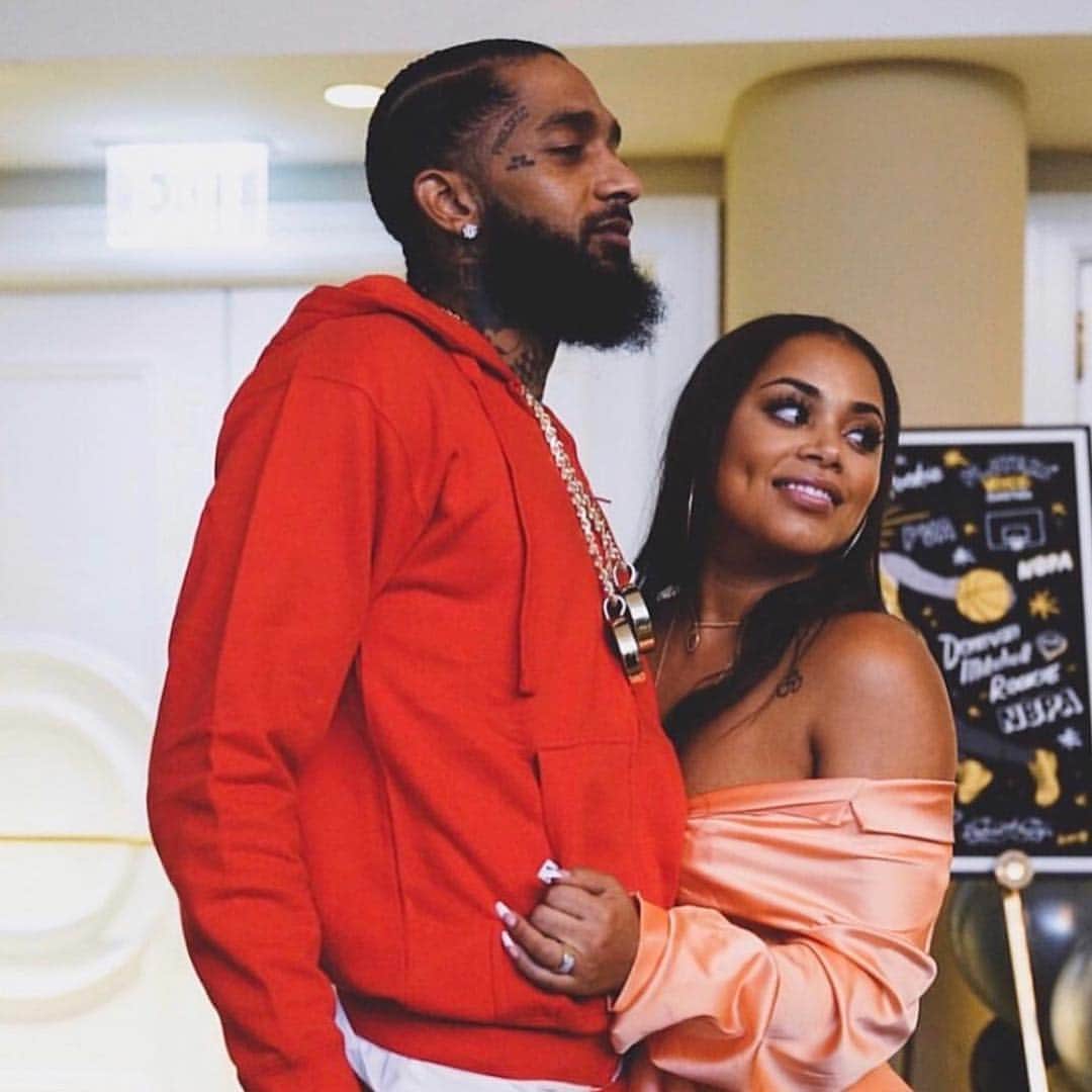 ネネ・リークスのインスタグラム：「This took me a minute to post! Like most, i was shocked! I didn’t know Nipsey as well as i knew @laurenlondon I’m feeling for you, your children, family and Nip’s family! Stay strong sis! Prayers up🙏🏾 #whatashame #stoptheviolence #heavyheart beautifulcouple」