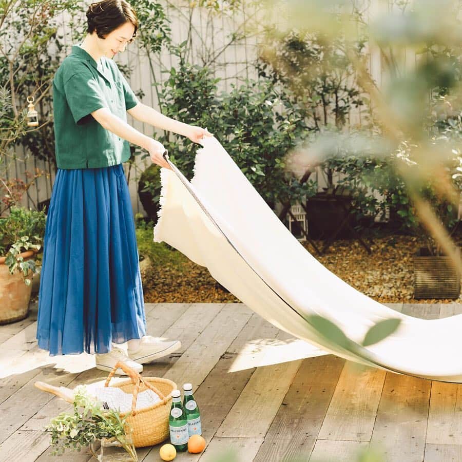キナリノさんのインスタグラム写真 - (キナリノInstagram)「. 【連載】BOUL'ANGE × キナリノ「パンのある暮らし」 vol.4 サンドイッチの黄金レシピ . ─────────────────── キナリノアプリでは素敵な情報とアイテムを、 毎日お届けします。 →ダウンロードはプロフィールリンクから ─────────────────── . ▶︎こちらの記事はキナリノアプリのトップページで掲載中です。 . 「日常のなかに、おいしいパンを味わうひとときがある」。そんな暮らしを楽しみたい人へ、人気ブーランジェリーの職人さんたちが、もっとパンを楽しむためのレシピやアイデアを提案してくれる連載の第4回目です。 今回のテーマは「サンドイッチの黄金レシピ」。パンのプロが教えてくれる3種類のサンドイッチレシピは必見ですよ。お花見やピクニックのお弁当を作る前に、ぜひ参考にしてみてくださいね。 . https://kinarino.jp/cat4/34912 . #パン #サンドイッチ #お花見 ＃ピクニック #レシピ #食卓 #おうちごはん #おうちカフェ #ブールアンジュ #sandwiches #bread #recipe #onthetable #foodphotography #丁寧な暮らし #暮らし #キナリノ」4月2日 14時01分 - kinarino_official