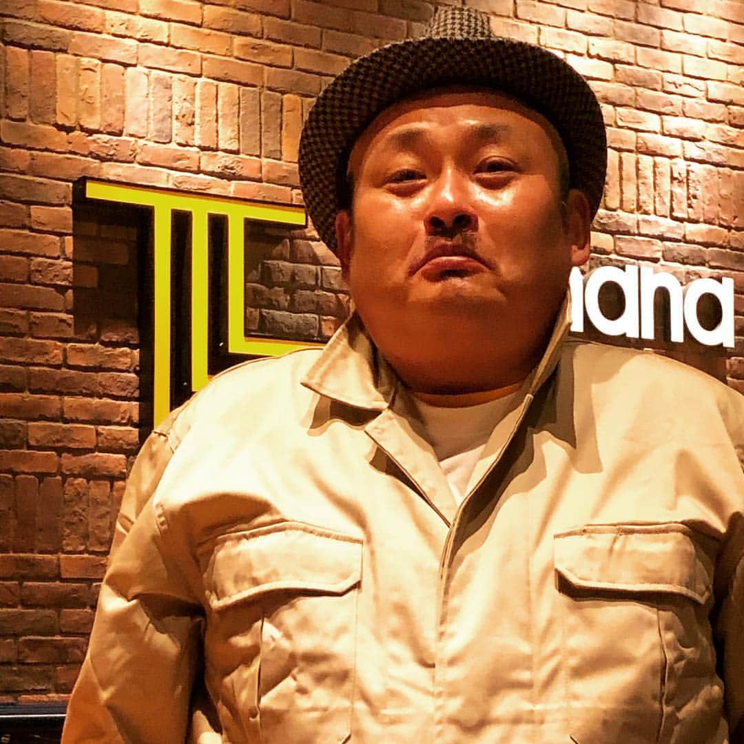 山川のりをのインスタグラム：「今夜は大阪梅田バナナホールにて「キセキ&ジャングルのキヨシロー」というイベントにてニーサンズで出演します。18時/19時、3800円+D /4300円+Dです。共演は井垣宏章+今富一機、大王丸、高木まひことシェキナベイベーズ、リクオ、安藤八主博です。お近くの方々会いにきてアイニージュー！」