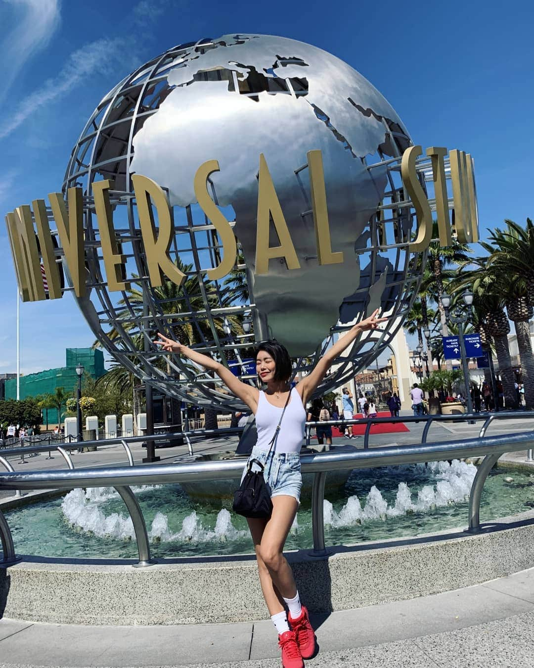 エナ さんのインスタグラム写真 - (エナ Instagram)「Universal studio In LA🎪🎢🎡 #휴가 #D-2 #유니버셜 #살쪘쪄」4月2日 14時33分 - eunkyung.shin