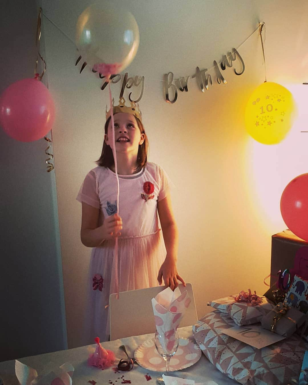 ルネ・ヤーステインのインスタグラム：「Gratulerer med dagen til verdens fineste 10-åring❤❤ #happybirthday」