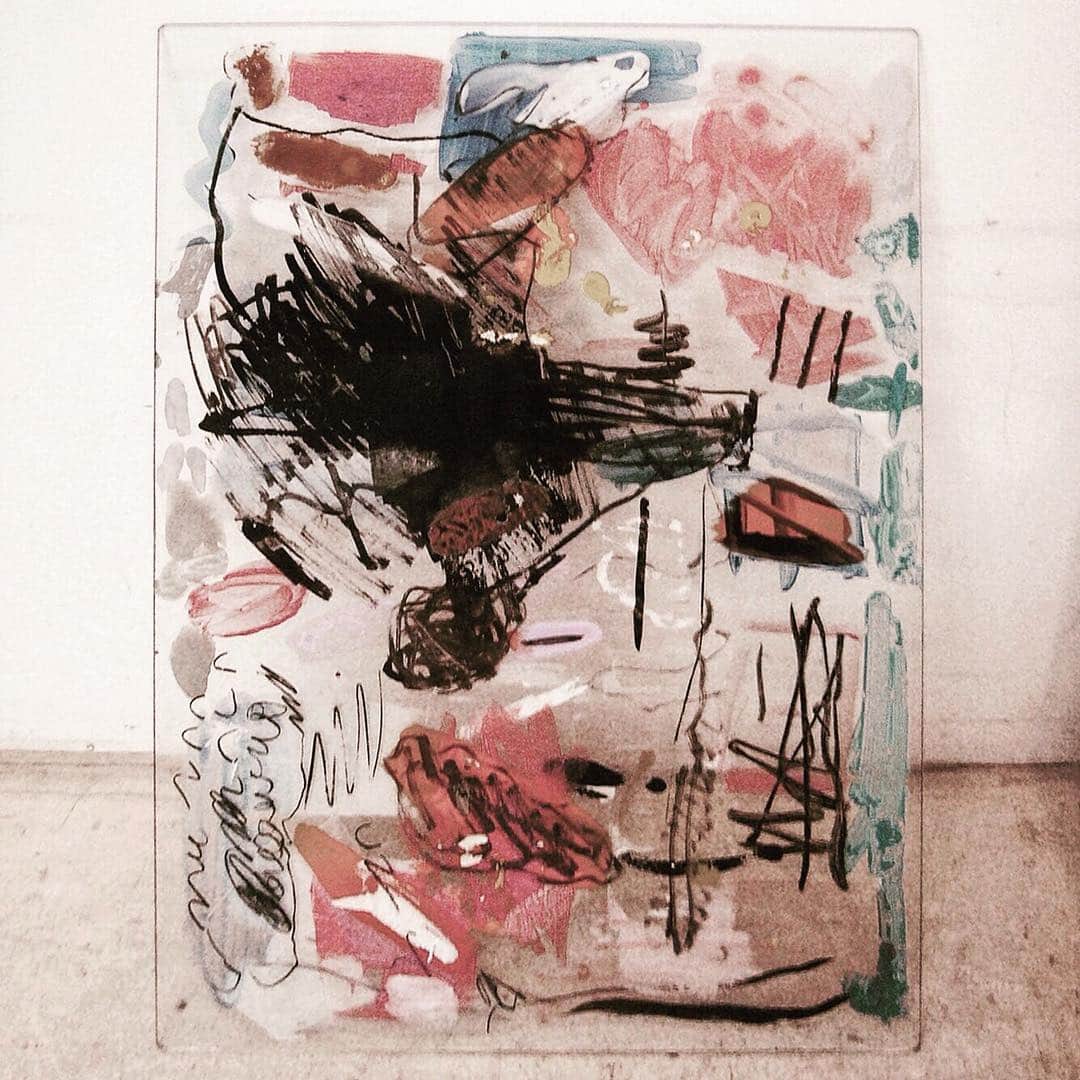 Uzo Hiramatsuさんのインスタグラム写真 - (Uzo HiramatsuInstagram)「work  #fukuoka#artwork#contemporaryart#abstractart#abstraction#painting#drawing#glass#texture」4月2日 15時14分 - uzo_hiramatsu
