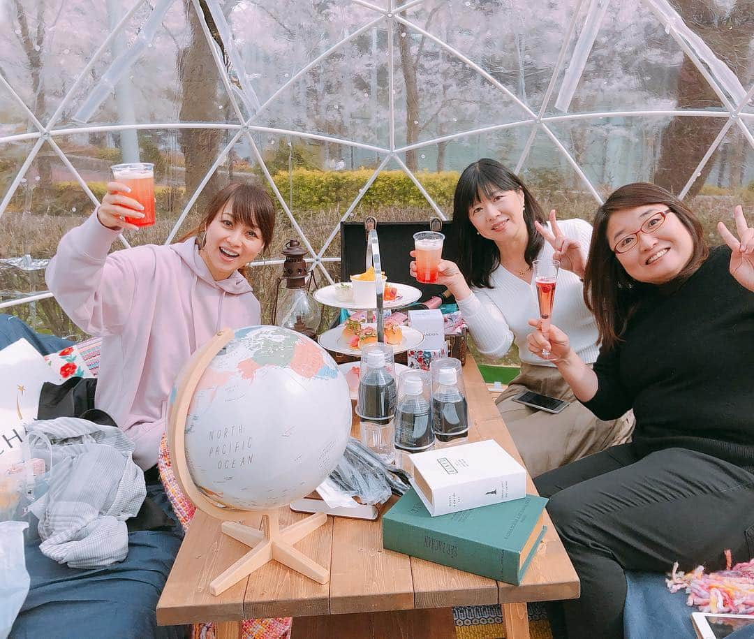 渡辺美奈代さんのインスタグラム写真 - (渡辺美奈代Instagram)「女子会  #東京ミッドタウン #お花見」4月2日 16時20分 - watanabe_minayo