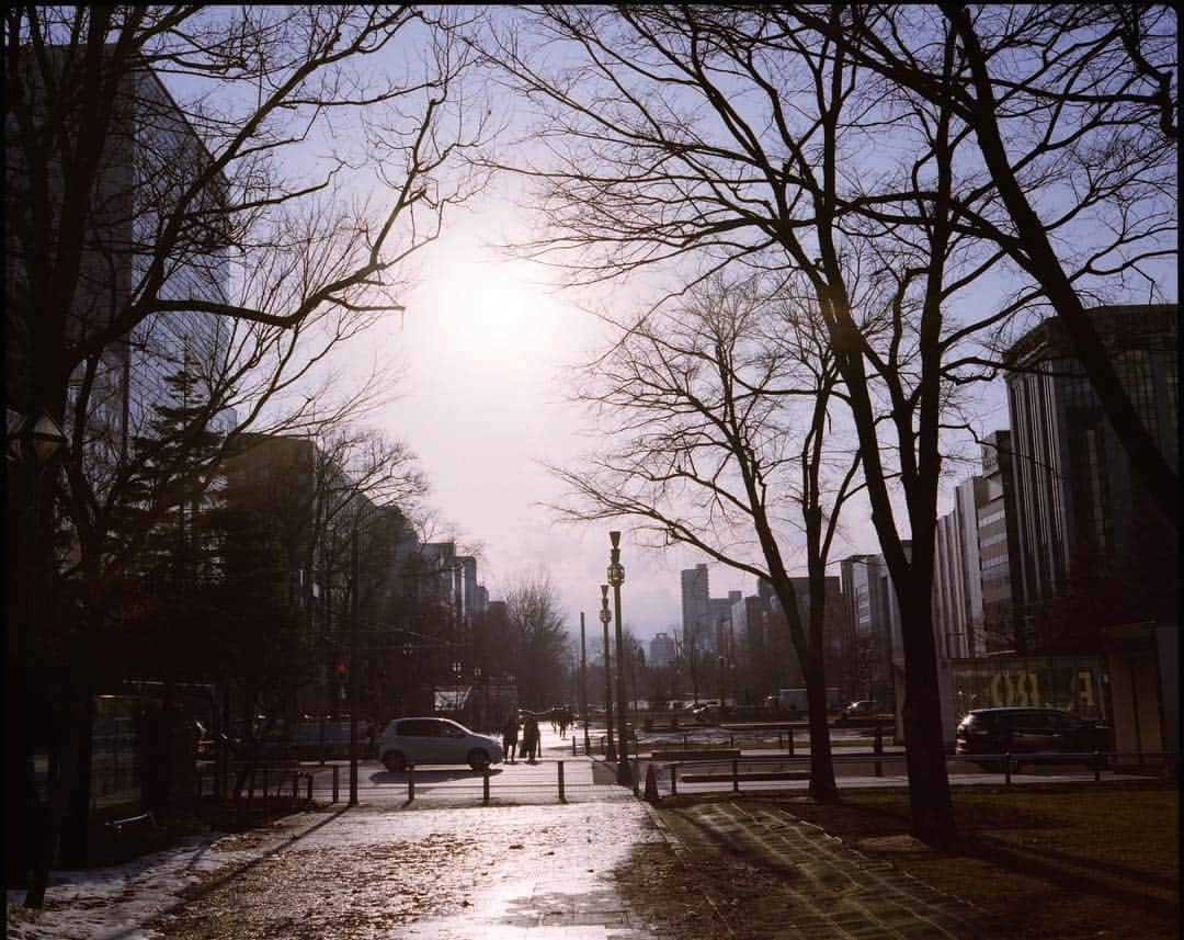 田島貴男さんのインスタグラム写真 - (田島貴男Instagram)「札幌にて #旅の風景 #フィルムカメラ #makina67  #portra400」4月2日 16時31分 - tajimatakao