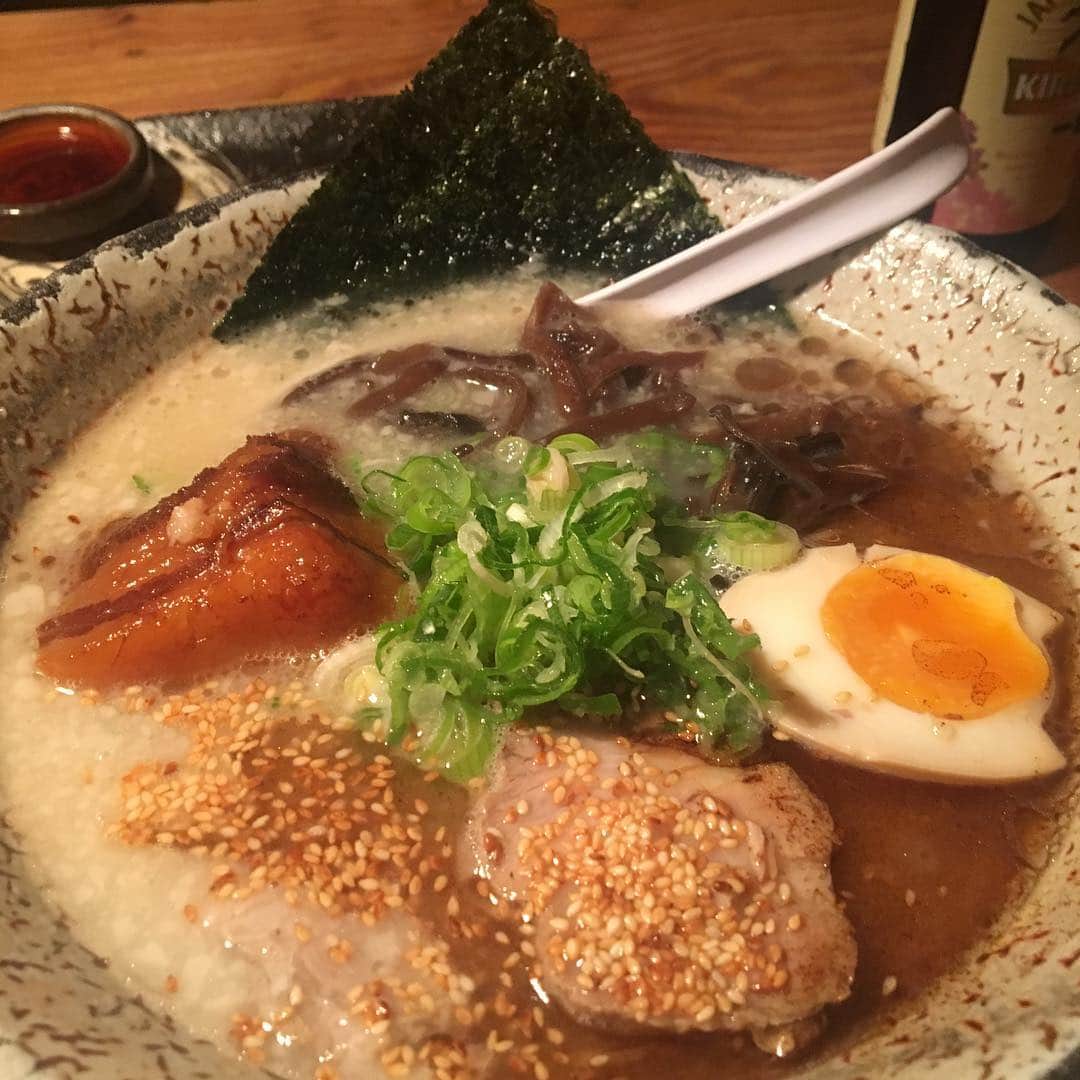 ぜんじろうのインスタグラム：「ドイツ🇩🇪ベルリンでラーメン」