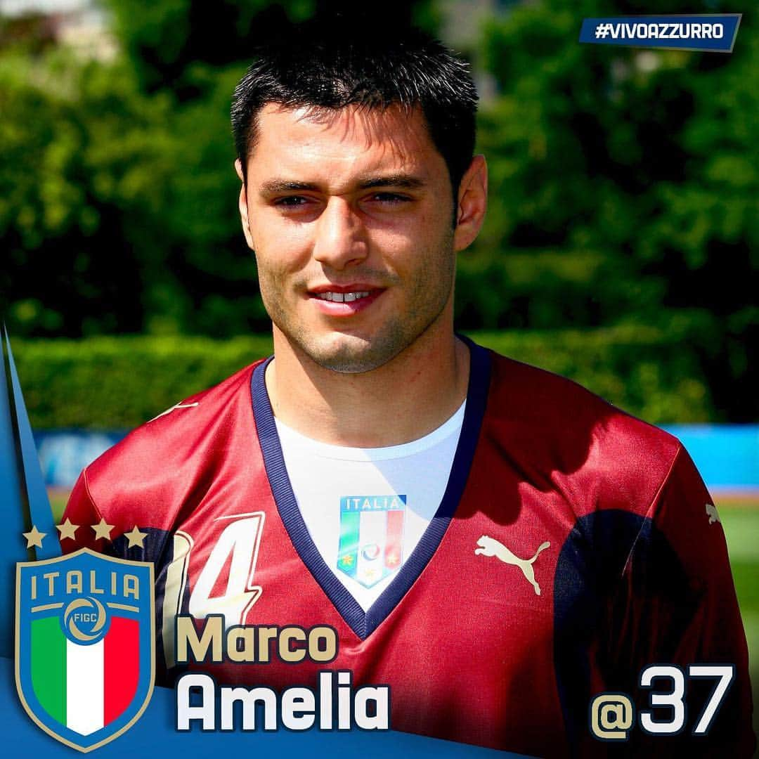 サッカーイタリア代表さんのインスタグラム写真 - (サッカーイタリア代表Instagram)「🎂 Buon compleanno a Marco #Amelia  che compie 37 anni! @marcoameliaofficial  Con la #Nazionale 🇮🇹 ha vinto la 🏅#CoppaDelMondo  nel 2006 e l'#Europeo #Under21 🏆 nel 2004.」4月2日 16時45分 - azzurri